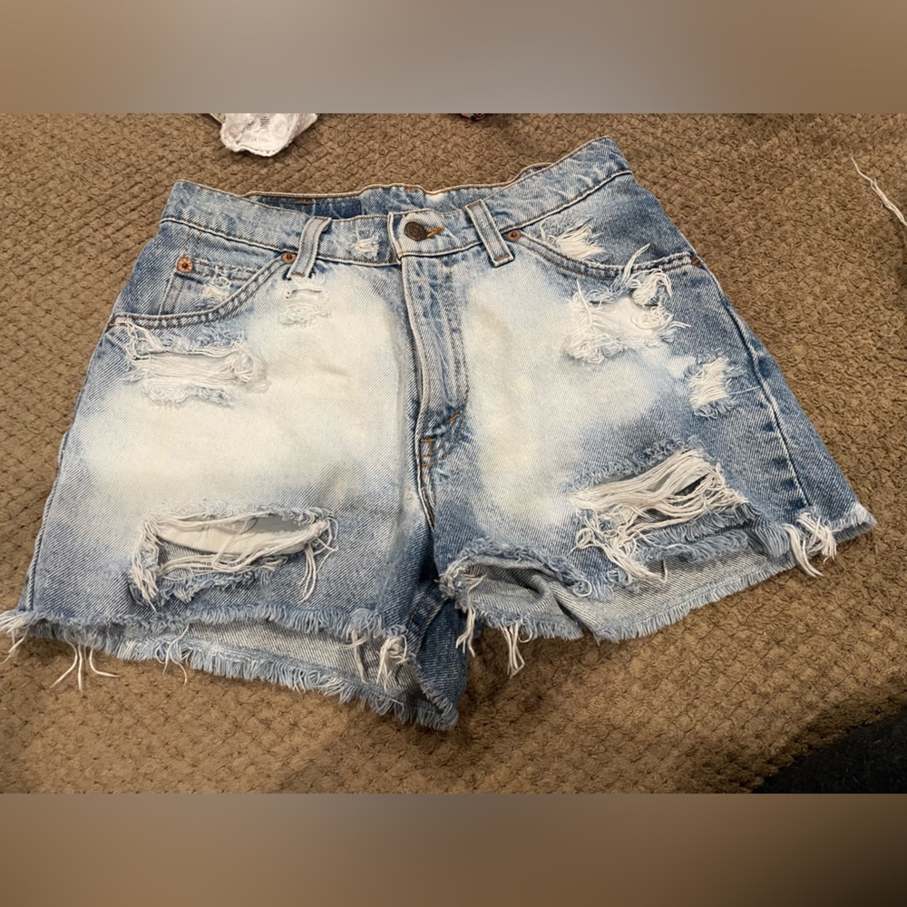 1997 Vintage 967 Relaxed Fit Levi's Blue Jean Distressed Shorts